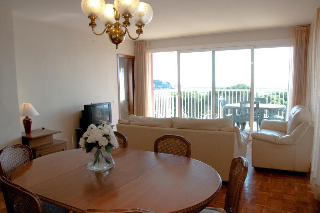 Apartamentos Siglo XXI - Marabu Sant Feliu de Guíxols Chambre photo